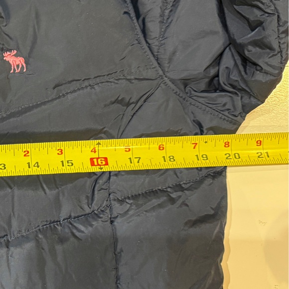 NWOT A&F Down Jacket - Picture 11 of 12